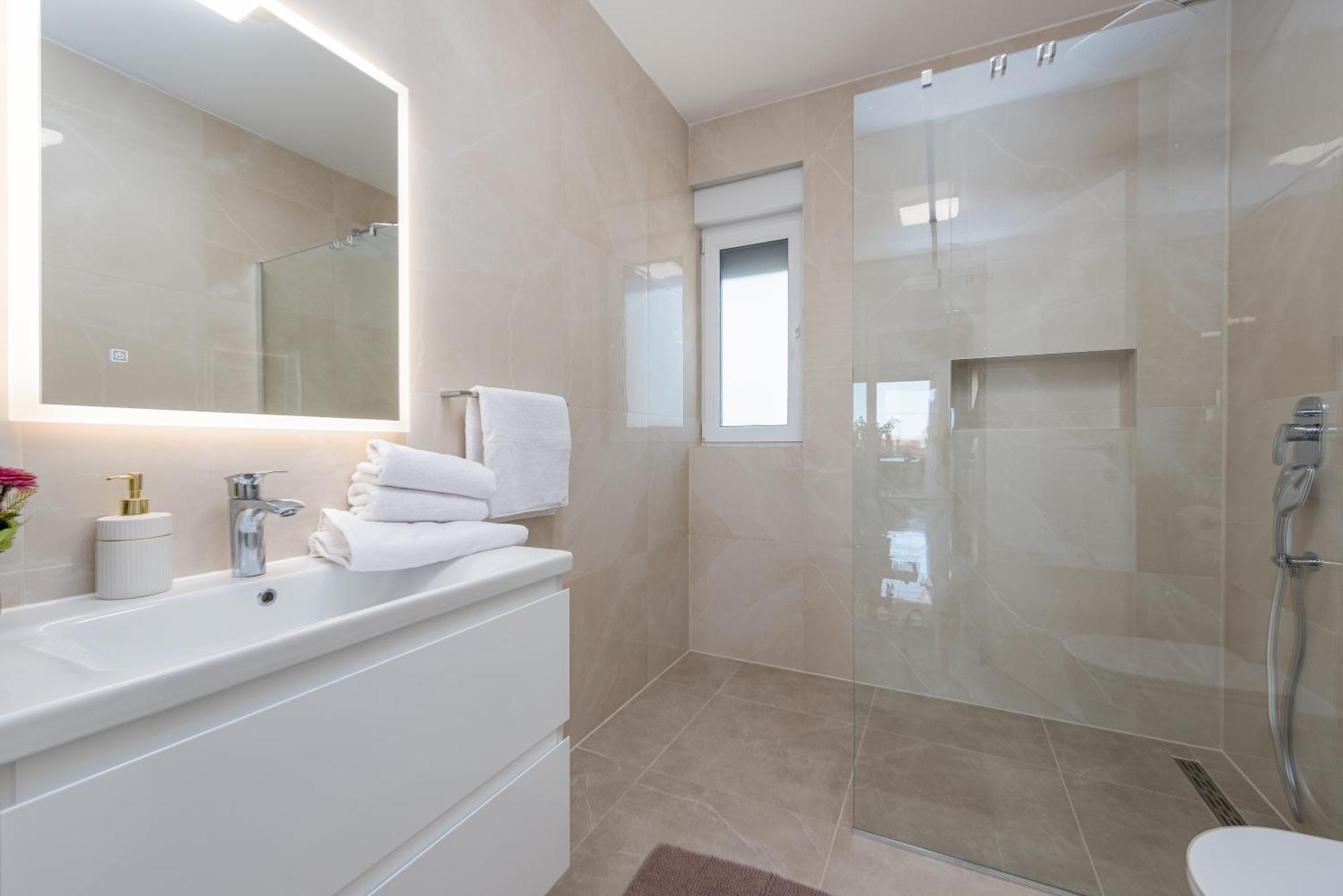 Apartments Menalo Elegance ซาตอน ภายนอก รูปภาพ