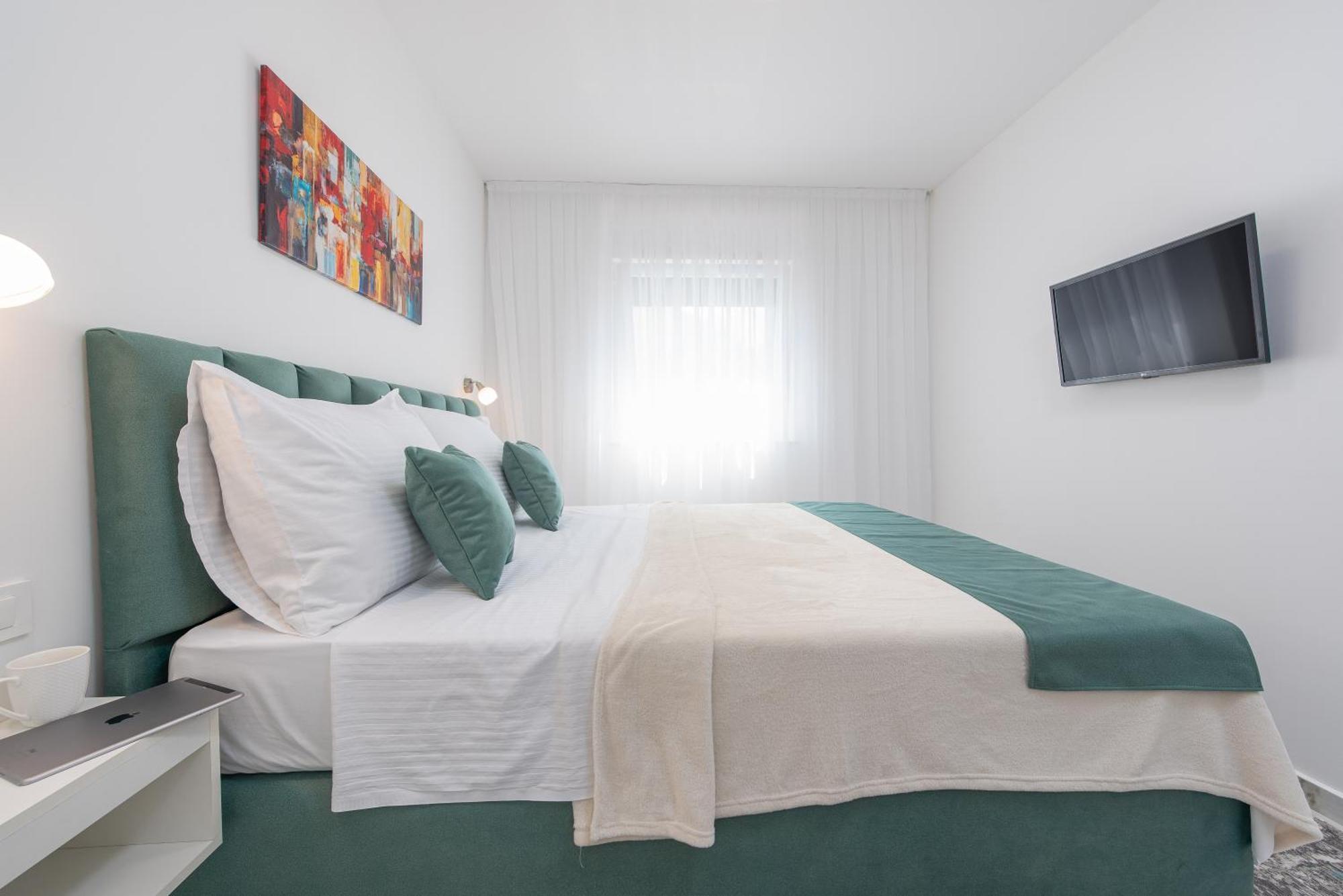 Apartments Menalo Elegance ซาตอน ภายนอก รูปภาพ